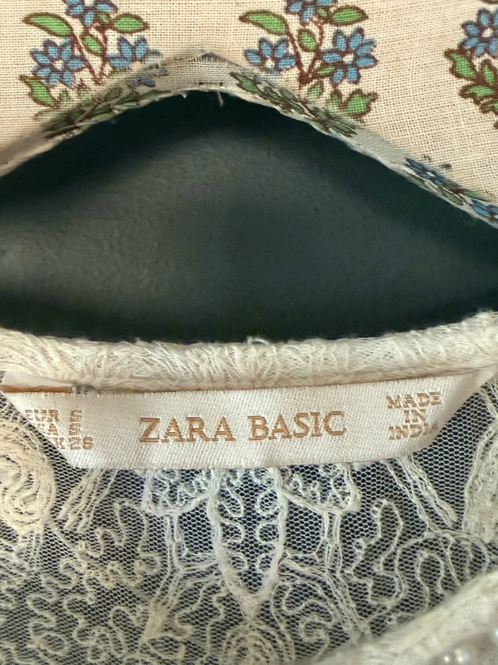 Zara Ivory Lace pearl neck Top sz small